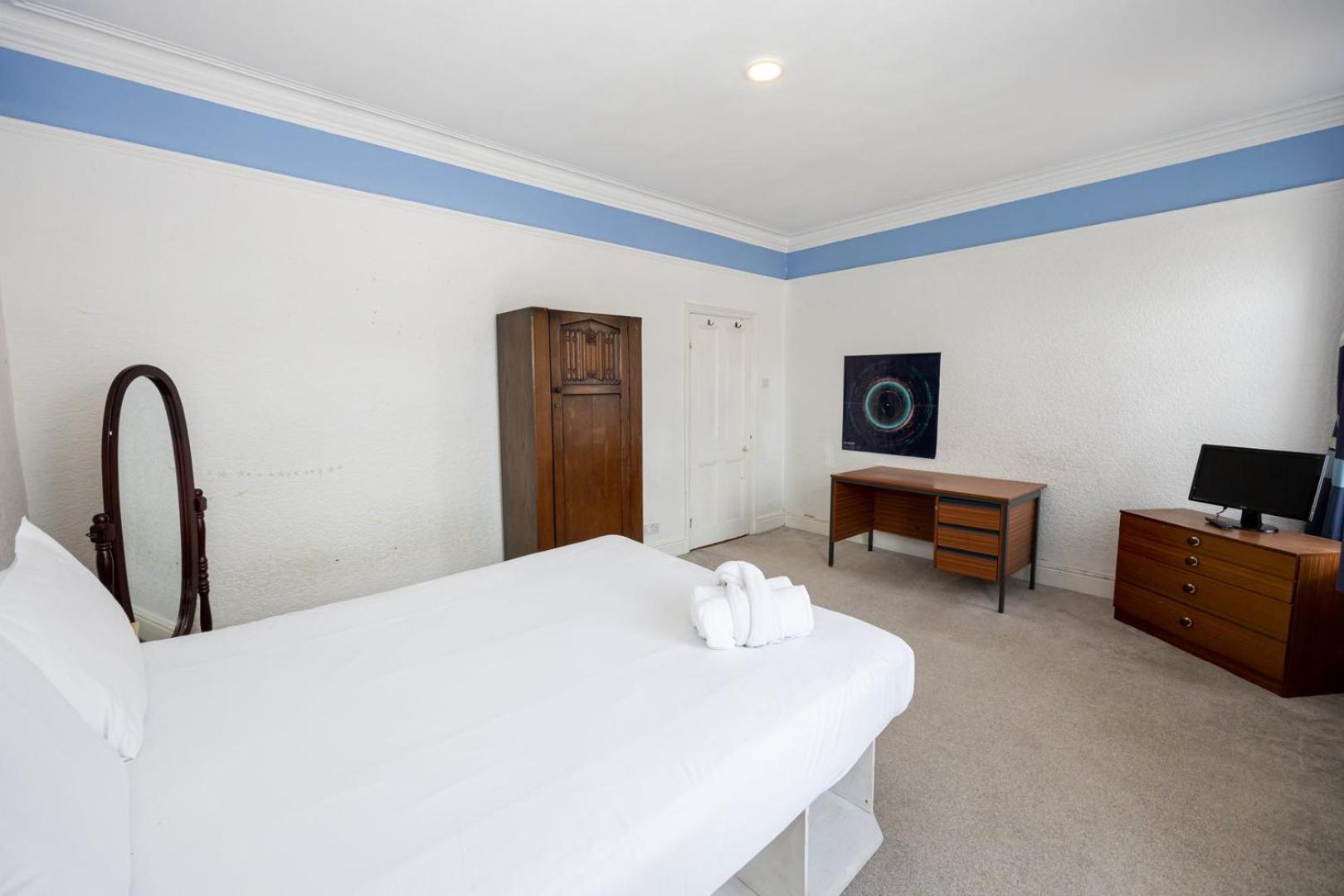 Guestready - Enchanting Life In Gorse Hill Manchester Zewnętrze zdjęcie