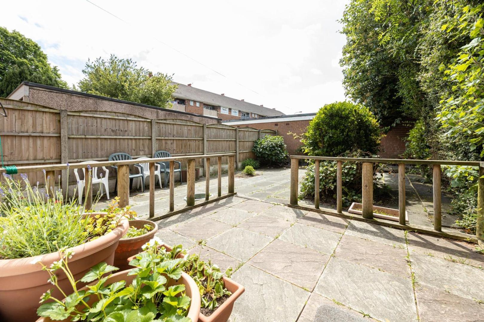Guestready - Enchanting Life In Gorse Hill Manchester Zewnętrze zdjęcie
